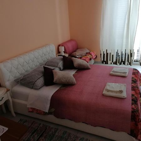 Apartmani Rija 3 Pag Town Exteriör bild