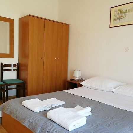 Apartmani Rija 3 Pag Town Exteriör bild
