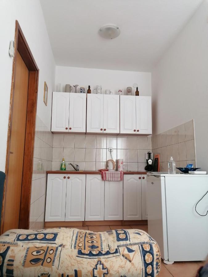 Apartmani Rija 3 Pag Town Exteriör bild