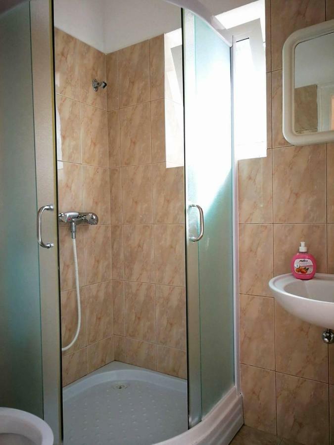 Apartmani Rija 3 Pag Town Exteriör bild